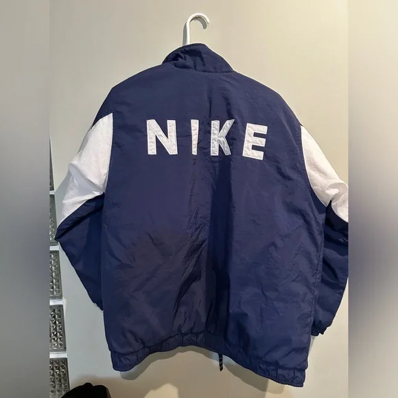 Nike Jacket - Picture 2 of 8